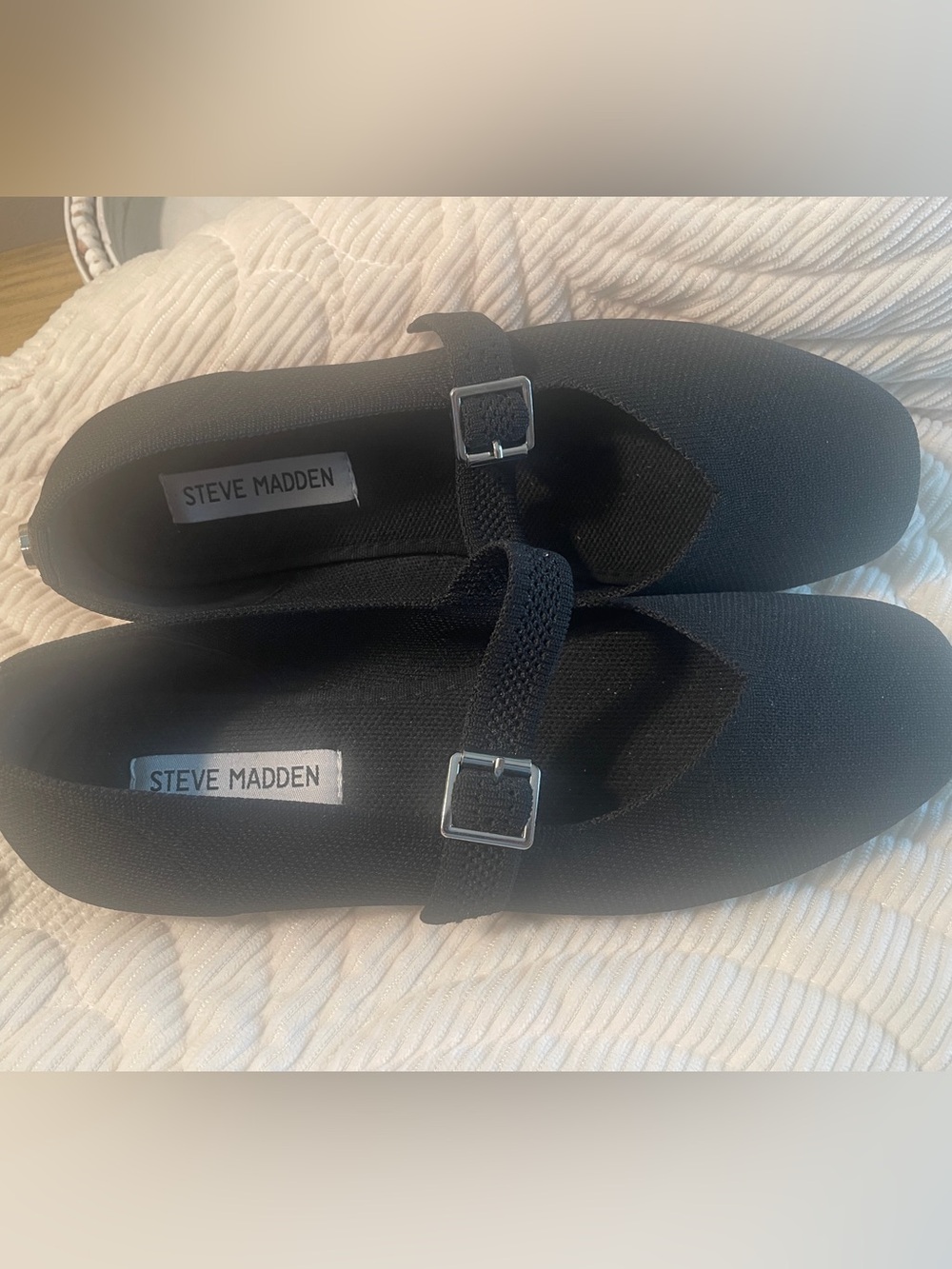 Steve Madden Black Knit Mary Jane Flats with Silver Buckles Size 8 NWOT - Picture 2 of 8